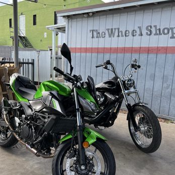 8 Ball Motorcycle Tires - Phoenix - Motorcycle Parts & Supplies Near Me - Phoenix, Arizona