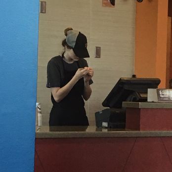 Taco Bell - Employee stood picking at her nails entire time we instead of doing anything except wait for next customer to walk up to order - Fast Food Near Me - Crestwood, Kentucky Taco Bell - Employee stood picking at her nails entire time we instead of doing anything except wait for next customer to walk up to order - Fast Food Near Me - Crestwood, Kentucky