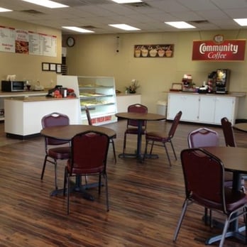 Fresh Donuts and Daylight Donuts - the inside of a restaurant - Donuts Near Me - McKinney, Texas