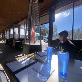 Mr Zeke's Restaurant - Burgers Near Me - Lakeside, Arizona