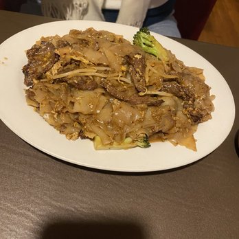 Best Thai - 51. Pad Se Ew, amazing flavor and texture - Thai Near Me - Lincoln City, Oregon Best Thai - 51. Pad Se Ew, amazing flavor and texture - Thai Near Me - Lincoln City, Oregon