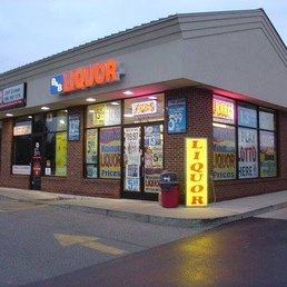 Exterior photo of B & B Liquor - Macomb, Michigan Exterior photo of B & B Liquor - Macomb, Michigan
