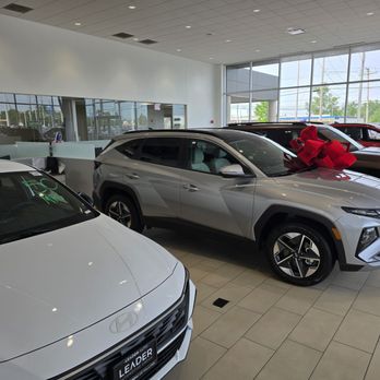 Napleton Palatine Hyundai - Car Dealers Near Me - Palatine, Illinois