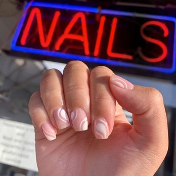 Queen Nails - Gel nails with design - Nail Salons Near Me - Long Beach, California Queen Nails - Gel nails with design - Nail Salons Near Me - Long Beach, California