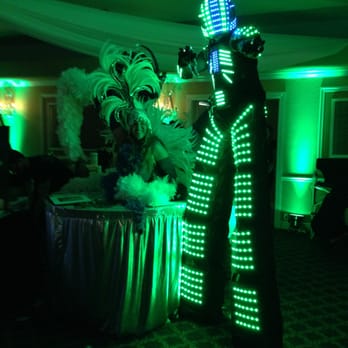 Sunflower Entertainment - Alive Table and Robot Led by Sunflower Entertainment 305 416 4752 - Event Planning & Services Near Me - Miami, Florida