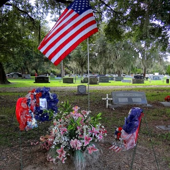 Basinger Cemetery - Many veterans rest here. - Funeral Services & Cemeteries Near Me - Okeechobee, Florida