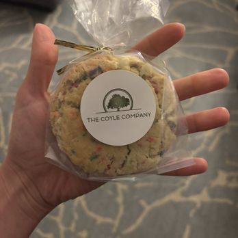 Top Shelf Cookies - Yummy cookie from a convention. Very impressive normal ingredients that you would use at home. - Bakeries Near Me - Boston, Massachusetts Top Shelf Cookies - Yummy cookie from a convention. Very impressive normal ingredients that you would use at home. - Bakeries Near Me - Boston, Massachusetts
