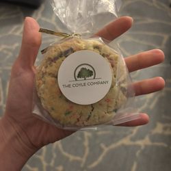 Top Shelf Cookies - Yummy cookie from a convention. Very impressive normal ingredients that you would use at home.