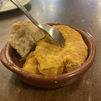 La Tita - Tortilla - Tapas Bars Near Me - Santiago de Compostela, C La Tita - Tortilla - Tapas Bars Near Me - Santiago de Compostela, C