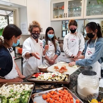 Eatsies - Learning knife skills by cutting veggies and roasting them to make a dip and soup. - Cooking Schools Near Me Eatsies - Learning knife skills by cutting veggies and roasting them to make a dip and soup. - Cooking Schools Near Me