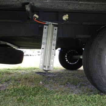 Midwest RV Center - junk iron frame in the beginning of failure - RV Dealers Near Me - St. Louis, Missouri Midwest RV Center - junk iron frame in the beginning of failure - RV Dealers Near Me - St. Louis, Missouri