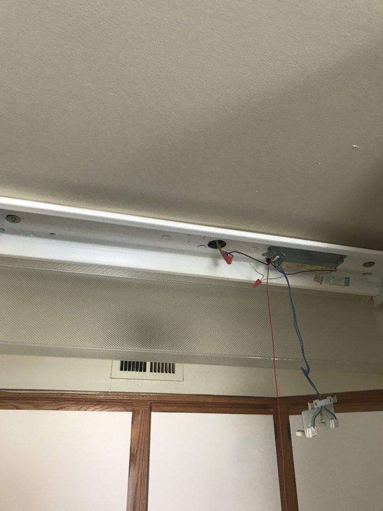 Slide of Tavon Martin Home Maintenance Professional