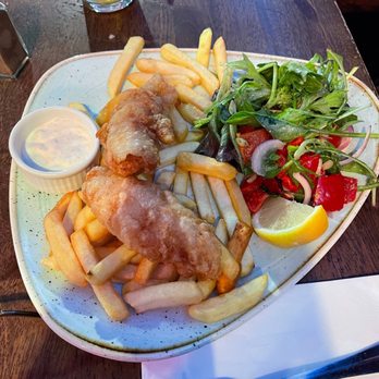 An Pucan - Haddock Fish n Chip & side salad - Irish Near Me - Galway, G