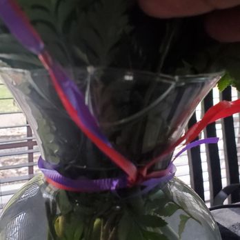 All In Bloom Flowers - The taped vase.  But it was not taped bcuz it was broken the owner said - Florists Near Me - Normangee, Texas
