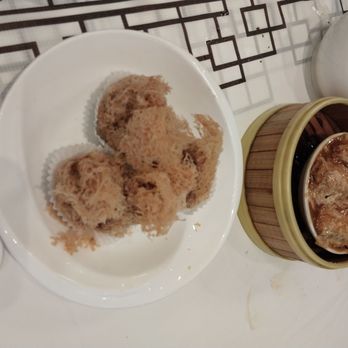 Tin Tin Seafood Harbour - Wu Gok ( deep fried Taro puff) and steamed tofu skin dumpling - Dim Sum Near Me - Richmond, British Columbia Tin Tin Seafood Harbour - Wu Gok ( deep fried Taro puff) and steamed tofu skin dumpling - Dim Sum Near Me - Richmond, British Columbia
