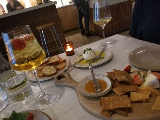 Golden Age Wine by null