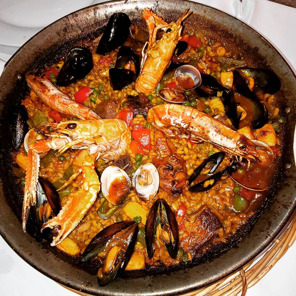 BOSQUE PALERMO Updated September 2024 373 Photos & 202 Reviews Carrer de València, 163