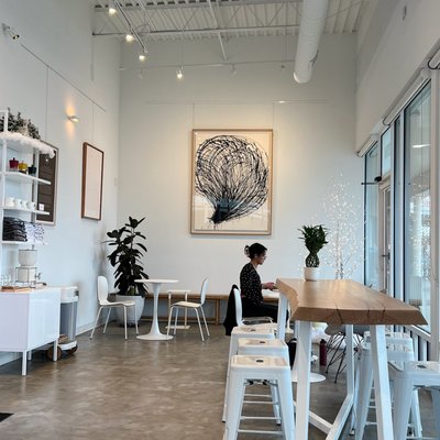 Mjomii Dessert & Coffee House by null