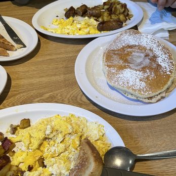The Hamilton Diner - 2 Eggs Any Style, bacon, sausage links, home fries, rye toast, and pancakes!  Leftovers too! - Diners Near Me - Seekonk, Massachusetts