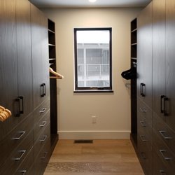 Lake Champlain Closets & Storage Solutions - Wall to Wall Storage Walk-in Closet