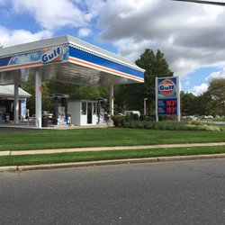 Freehold Gulf Service Station