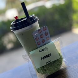 Dym - Books & Boba - Miso salted caramel matcha & Pandan cookie
