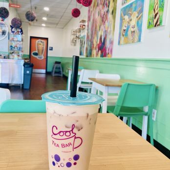 Cool Tea Bar - Strawberry milk tea - Poke Near Me - Auburn, California