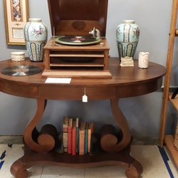 Hertfordshire Antiques & More