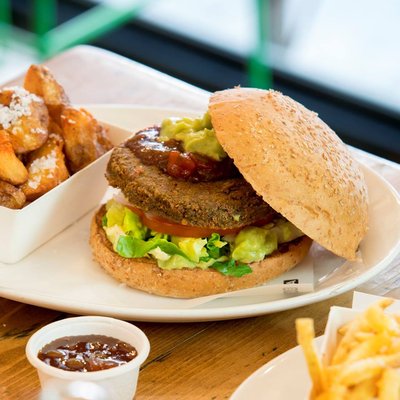 La Birra Bar Burgers Artesanales by null