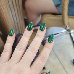 Luxury Nails & Spa
