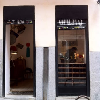 Vintage 4P - Fachada - Antiques Near Me - Madrid, M