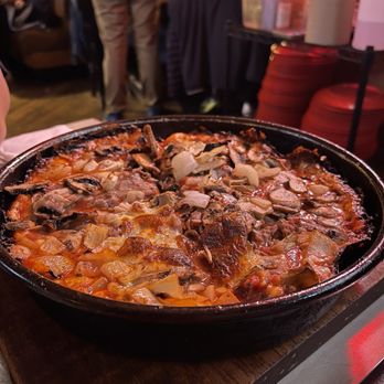Pequod's Pizza - Small Pizza (10") - Pizza Near Me - Chicago, Illinois Pequod's Pizza - Small Pizza (10") - Pizza Near Me - Chicago, Illinois