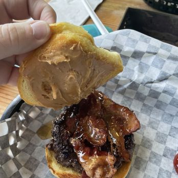 Comeback Burger - Inside of Buggie Burger - Burgers Near Me - Petersburg, Virginia