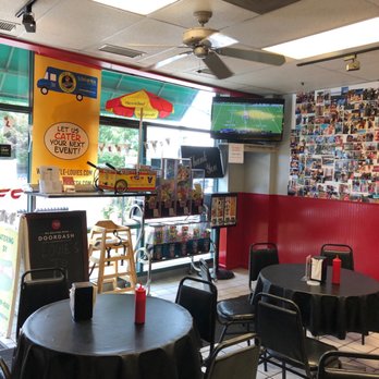Little Louies - Dining room - Burgers Near Me - Northbrook, Illinois Little Louies - Dining room - Burgers Near Me - Northbrook, Illinois