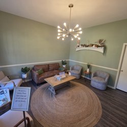 Oasis Therapeutic - Waiting room
