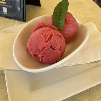 fatfish on The Water - Raspberry Sorbet - Seafood Near Me - Bay Shore, New York fatfish on The Water - Raspberry Sorbet - Seafood Near Me - Bay Shore, New York