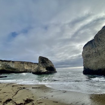Shark Fin Cove - View from the beach - Beaches Near Me - Davenport, California Shark Fin Cove - View from the beach - Beaches Near Me - Davenport, California
