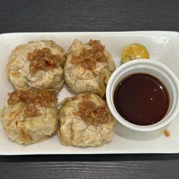 Siomai - IG @bougiefoodieboi Siomai - IG @bougiefoodieboi