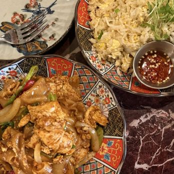 Soothr - Chicken Ki-Mao and Crab Fried rice - Thai Near Me - New York, New York Soothr - Chicken Ki-Mao and Crab Fried rice - Thai Near Me - New York, New York