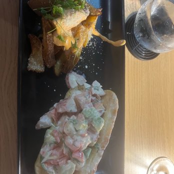 Miggs - Lobster roll. Broasted potatoes. - Diners Near Me - Dunedin, Florida Miggs - Lobster roll. Broasted potatoes. - Diners Near Me - Dunedin, Florida