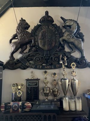 Crown & Anchor English Pub by null