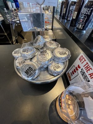 MOD Pizza by null