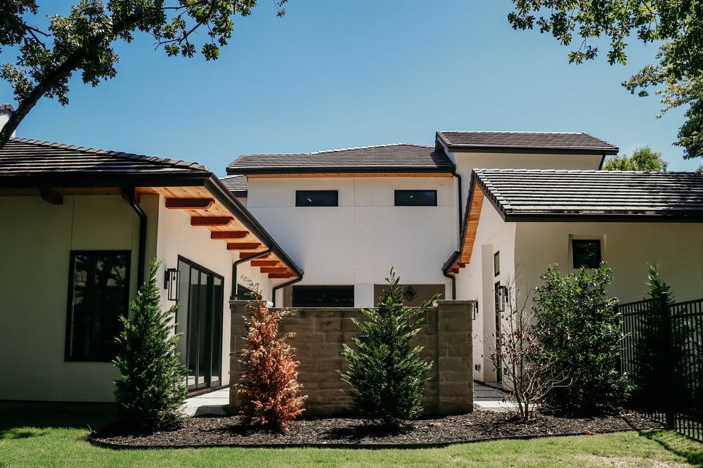 Slide of Colt Construction & Roofing