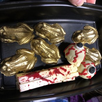 West Town Bakery & Diner - Chocolate frogs filled w butter beer filling - Diners Near Me - Chicago, Illinois
