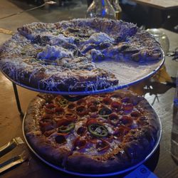 Pizza Jimmie - Heartbreaker pizza (bottom),  Funghi (Mushroom) pizza (top)