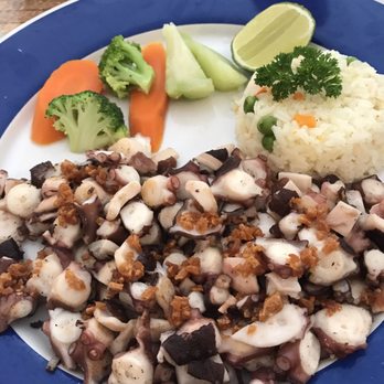 Camilo's - Grilled octopus with fried garlic. Simple, fresh and yummy $17 - Seafood Near Me - Cozumel, ROO Camilo's - Grilled octopus with fried garlic. Simple, fresh and yummy $17 - Seafood Near Me - Cozumel, ROO