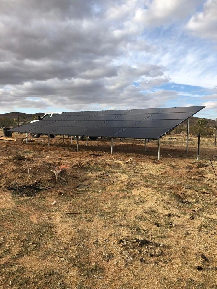 Slide of Dutchmen Construction