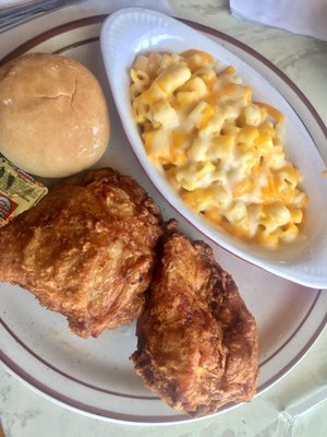 Dinah's Chicken Glendale by null