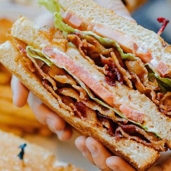 Metro Diner - Breakfast & Brunch Near Me - Evansville, Indiana