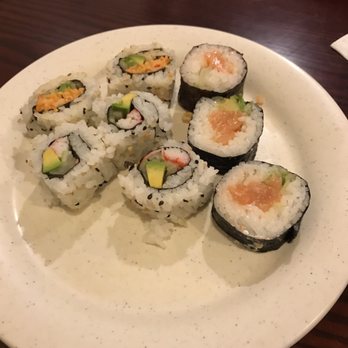 Uptown Buffet - Spicy Tuna Roll, JB Roll, & California Roll - Buffets Near Me - Miami, Florida